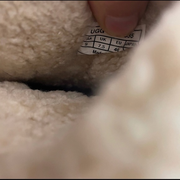 UGG Brown Leather Suede Lace Up Back Booties GUC - Picture 7 of 8